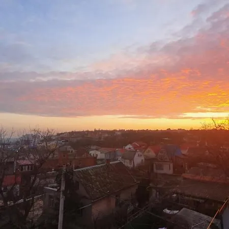 Уютная Мансарда У Моря Люстдорф Konukevi *